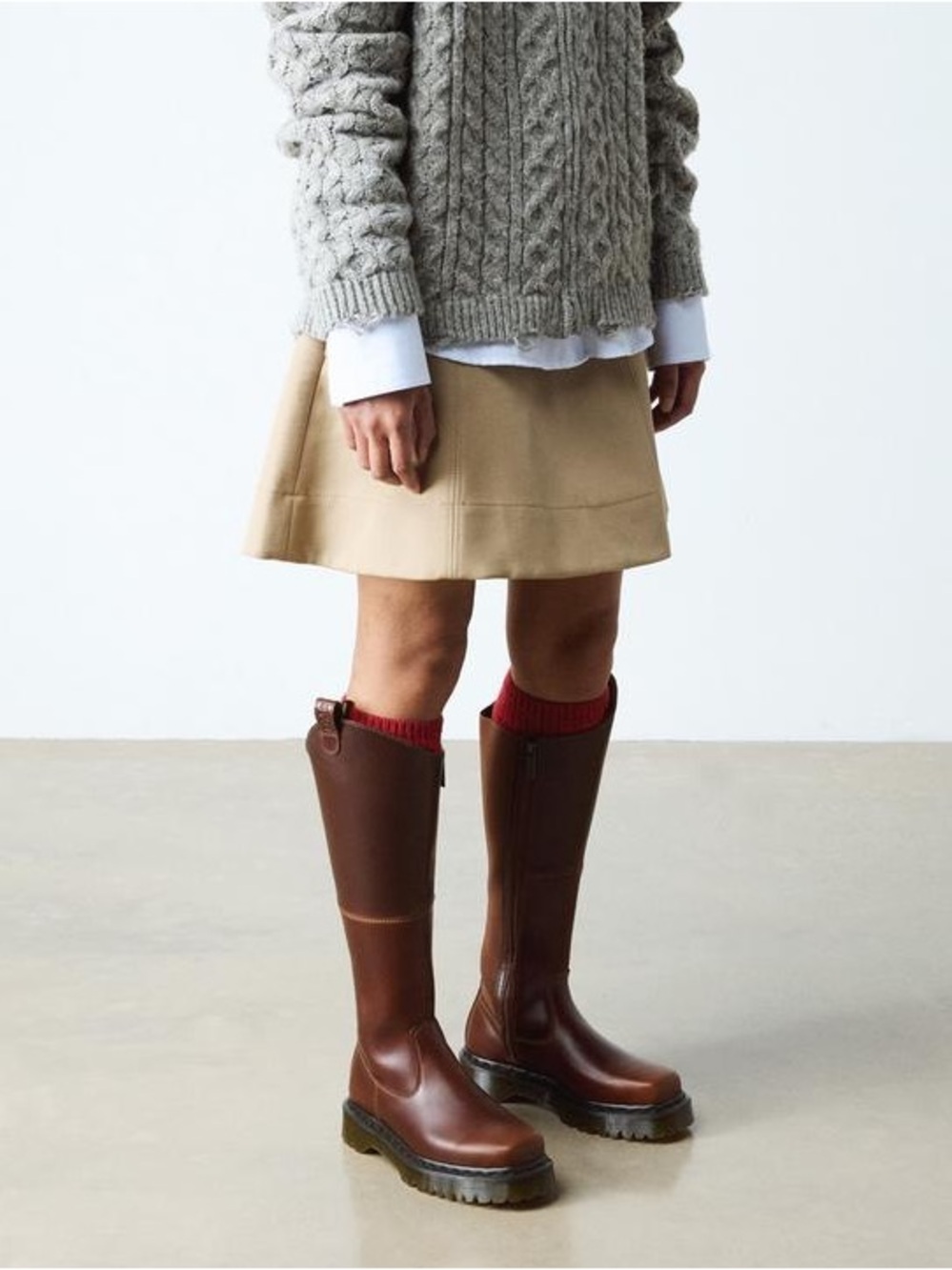 Dr. Martens Amaayah Hi Butterscotch Leather Knee High Boots Size 8 NIB - Picture 16 of 16